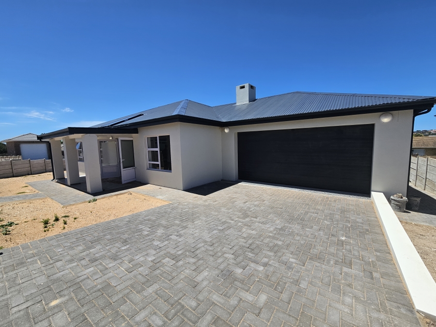 3 Bedroom Property for Sale in Stilbaai Wes Western Cape